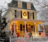 Image: Christmas Candlelight House Tours